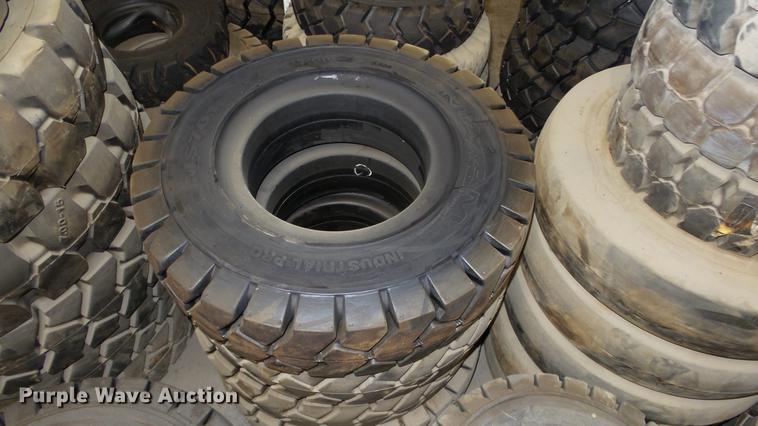 image for item FI9253 Approximately 230 tires