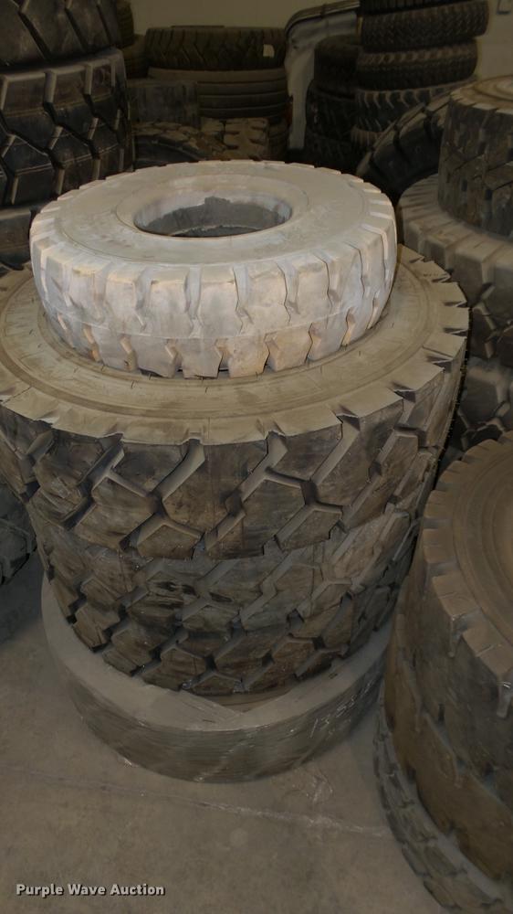 image for item FI9253 Approximately 230 tires
