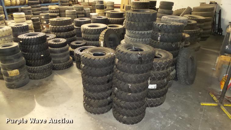 image for item FI9253 Approximately 230 tires
