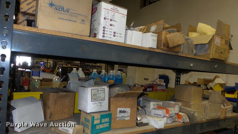 image for item FI9257 Forklift parts