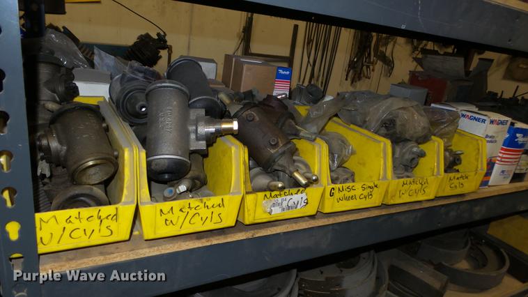 image for item FI9257 Forklift parts