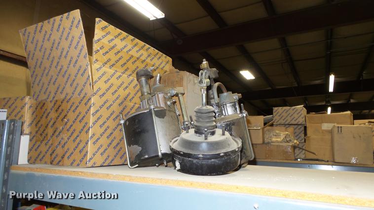 image for item FI9257 Forklift parts