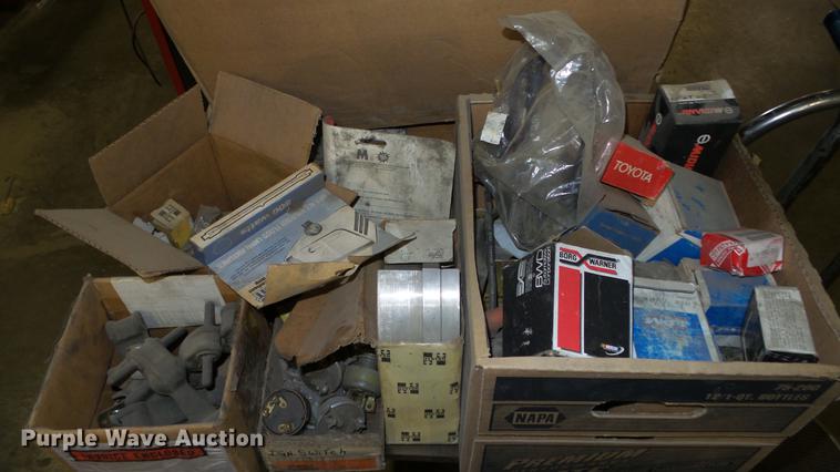 image for item FI9257 Forklift parts