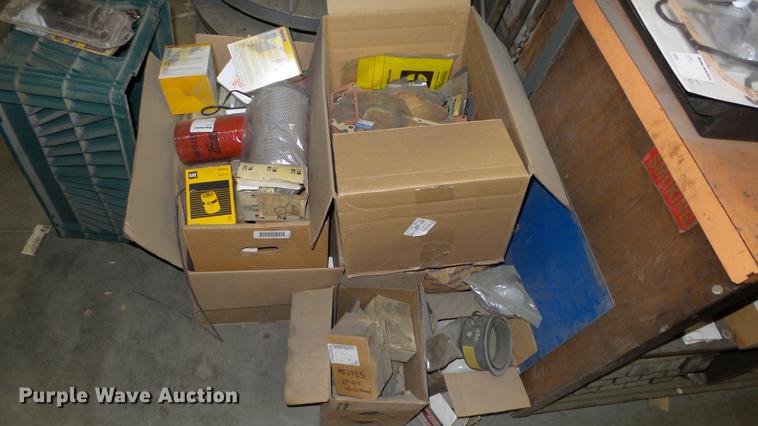 image for item FI9257 Forklift parts