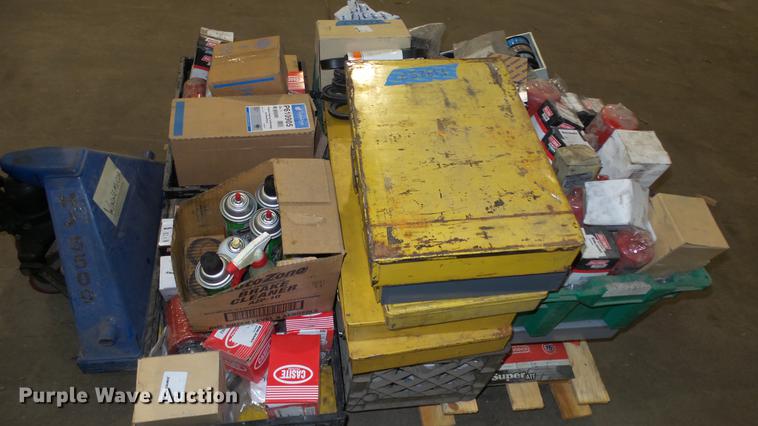 image for item FI9257 Forklift parts