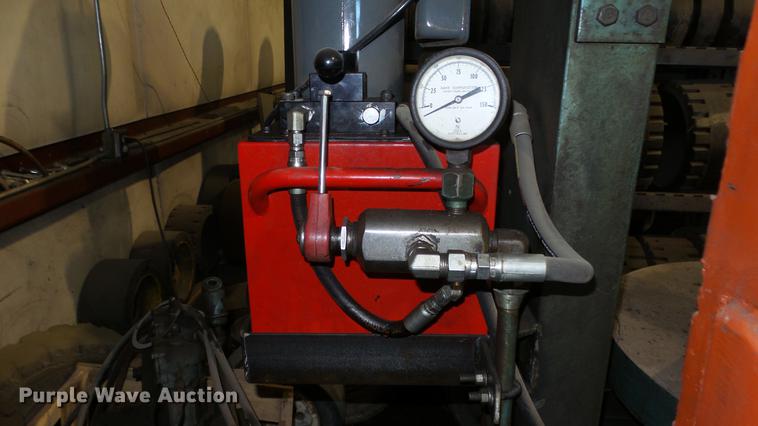 image for item FI9267 Dake 33-24 tire press