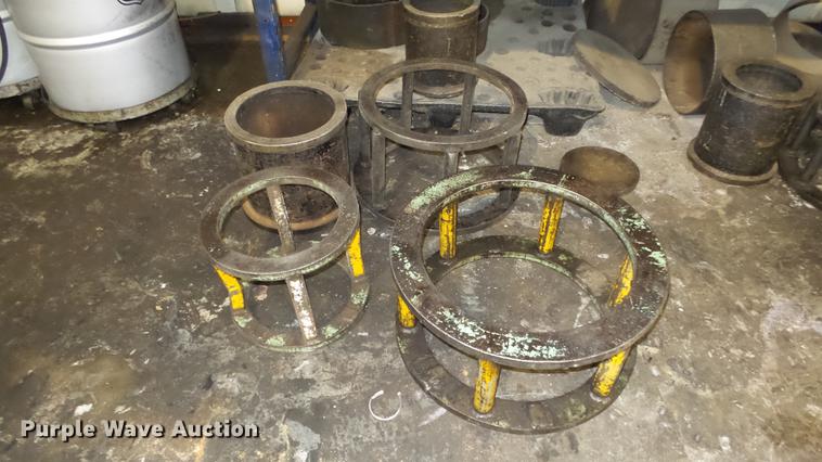 image for item FI9267 Dake 33-24 tire press