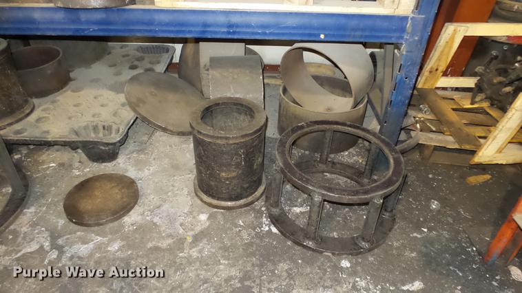 image for item FI9267 Dake 33-24 tire press