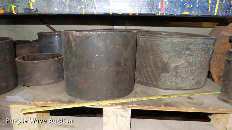 image for item FI9267 Dake 33-24 tire press