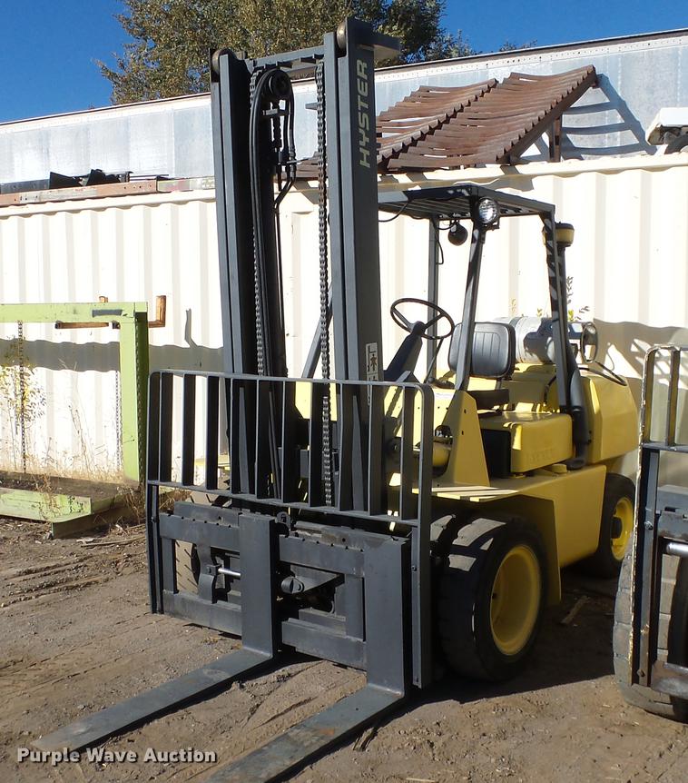 image for item FQ9250 1993 Hyster H80XL forklift