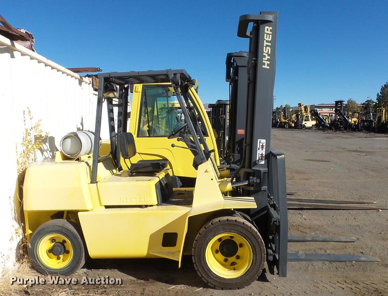 image for item FQ9250 1993 Hyster H80XL forklift