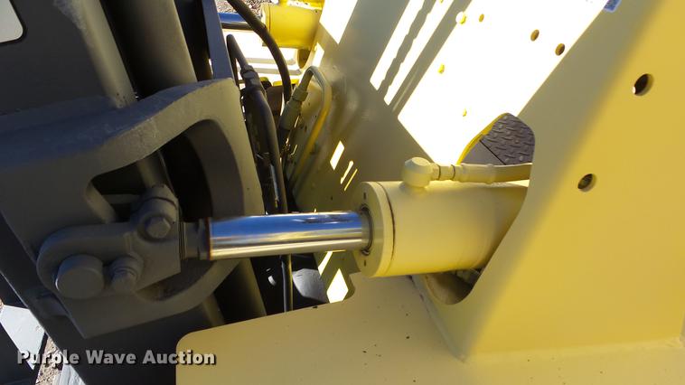 image for item FQ9250 1993 Hyster H80XL forklift