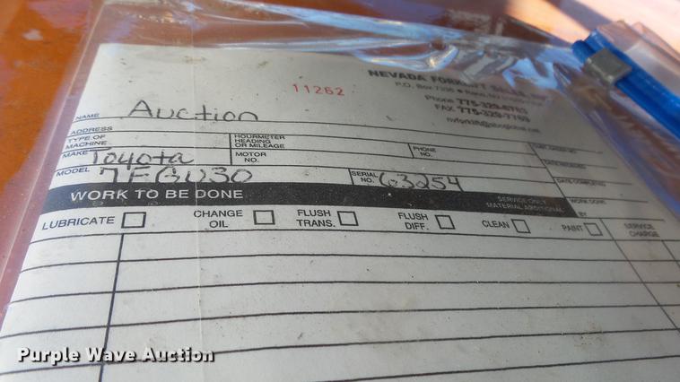 image for item FQ9255 2003 Toyota 7FGU30 forklift