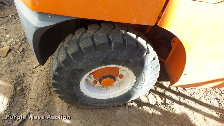 image for item FQ9255 2003 Toyota 7FGU30 forklift