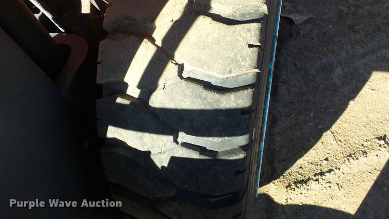 image for item FQ9255 2003 Toyota 7FGU30 forklift