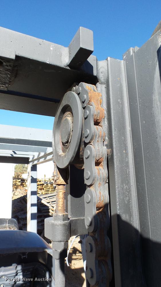 image for item FQ9255 2003 Toyota 7FGU30 forklift