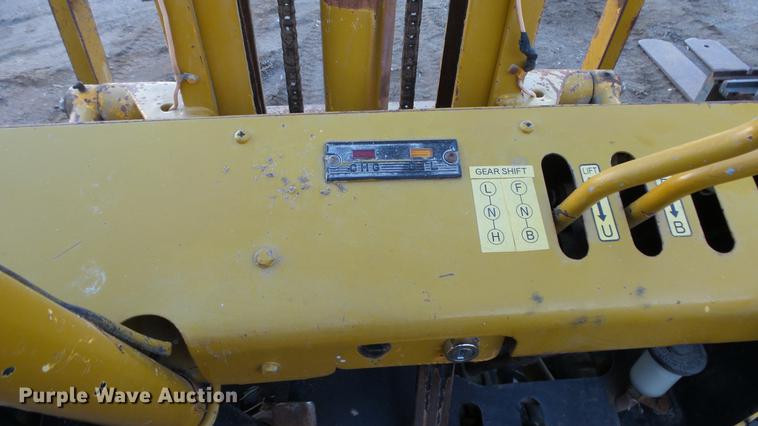 image for item FQ9271 Toyota forklift