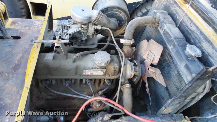 image for item FQ9271 Toyota forklift