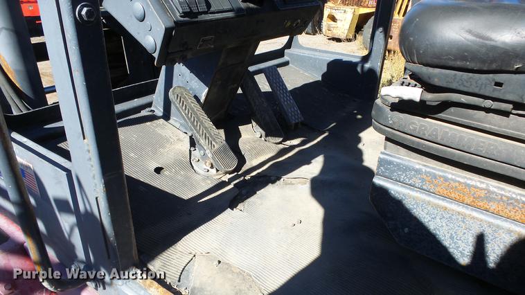 image for item FQ9298 2004 Taylor T250S forklift