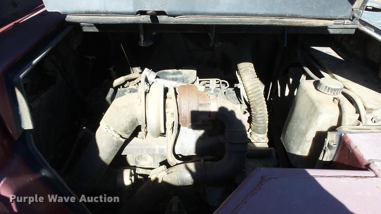 image for item FQ9298 2004 Taylor T250S forklift