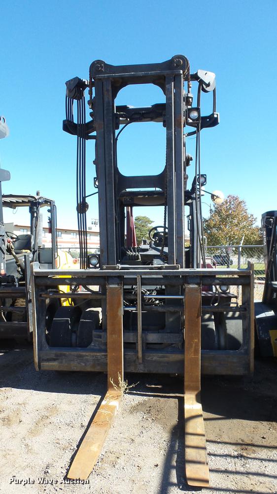 image for item FQ9298 2004 Taylor T250S forklift