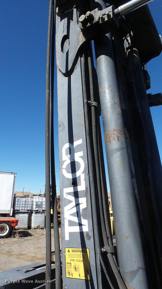 image for item FQ9298 2004 Taylor T250S forklift