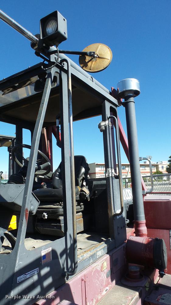 image for item FQ9298 2004 Taylor T250S forklift