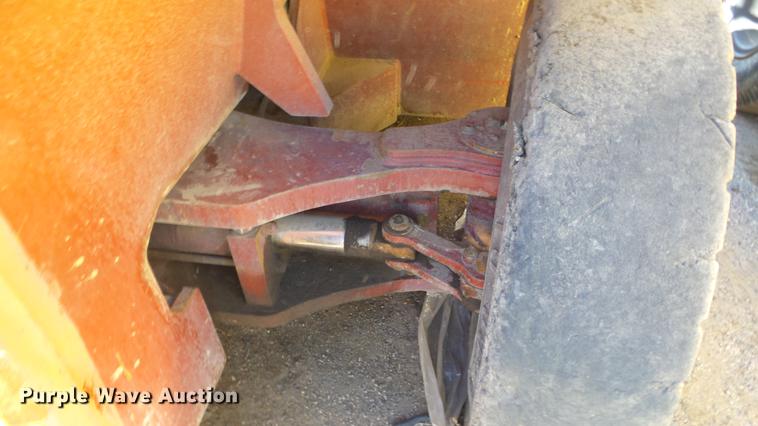 image for item FQ9298 2004 Taylor T250S forklift