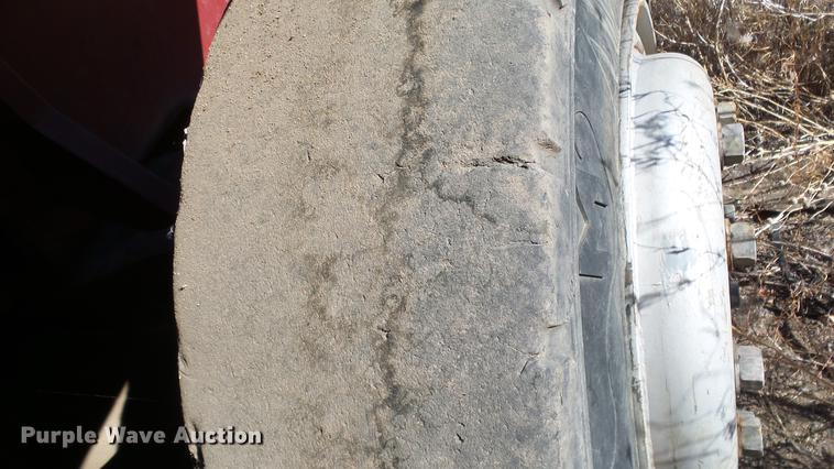 image for item FQ9298 2004 Taylor T250S forklift