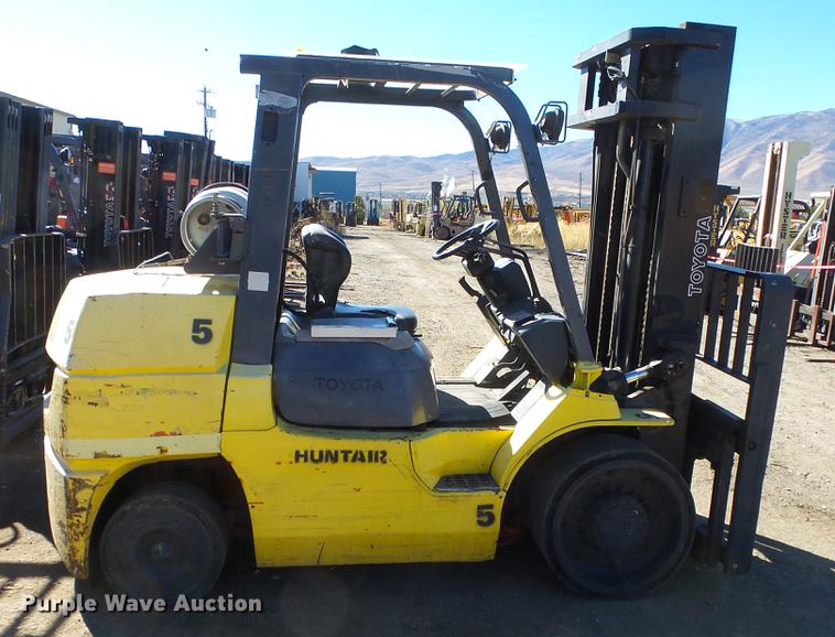 image for item FQ9313 Toyota 7FGCU55 forklift