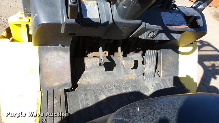 image for item FQ9313 Toyota 7FGCU55 forklift