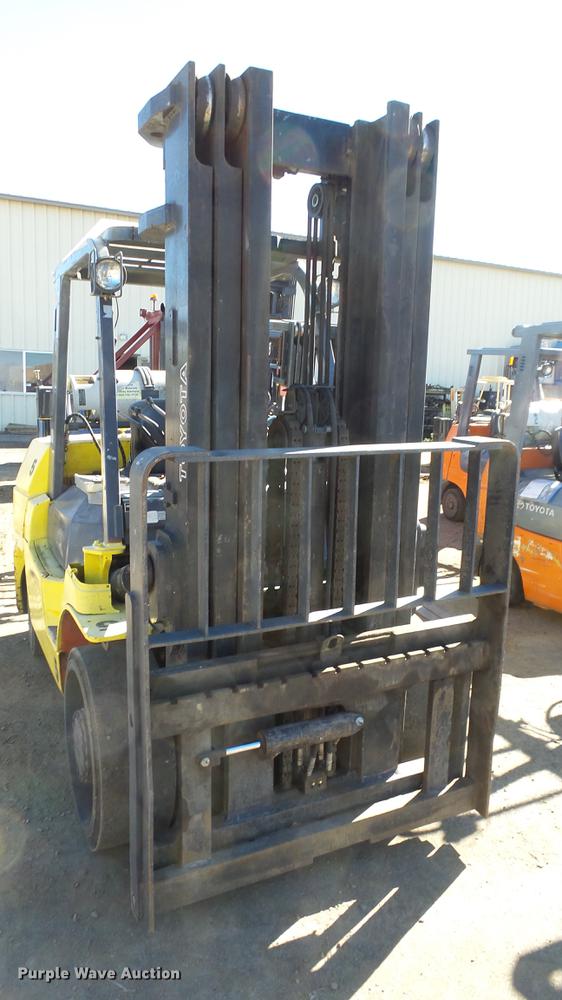 image for item FQ9313 Toyota 7FGCU55 forklift