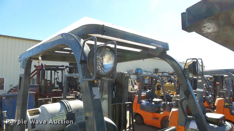 image for item FQ9313 Toyota 7FGCU55 forklift