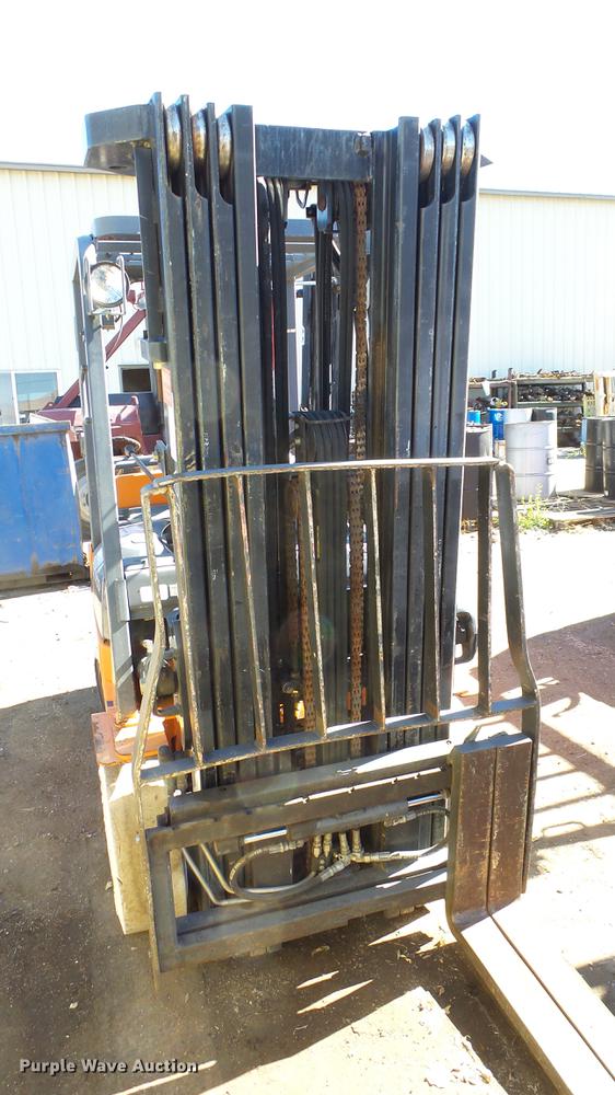 image for item FQ9314 Toyota 7FGCU25 forklift