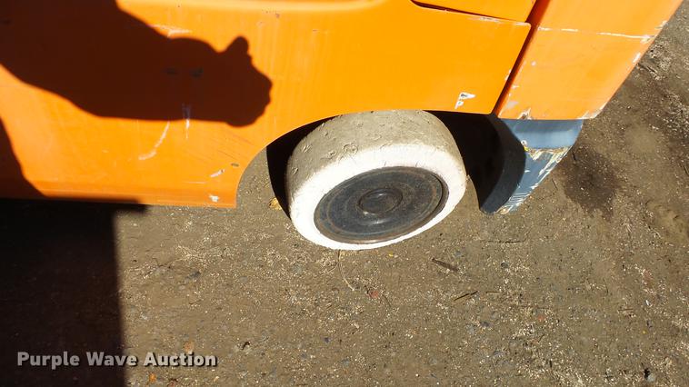 image for item FQ9314 Toyota 7FGCU25 forklift