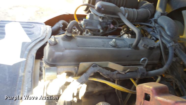 image for item FQ9315 2000 Toyota 7FGCU25 forklift