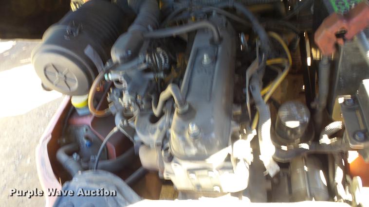 image for item FQ9315 2000 Toyota 7FGCU25 forklift