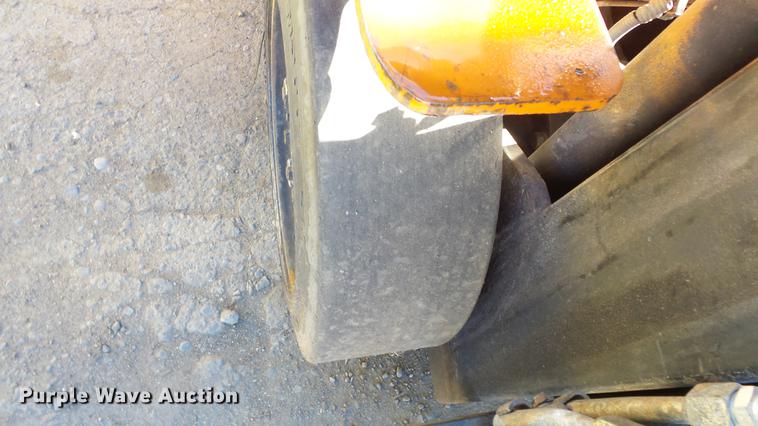 image for item FQ9315 2000 Toyota 7FGCU25 forklift