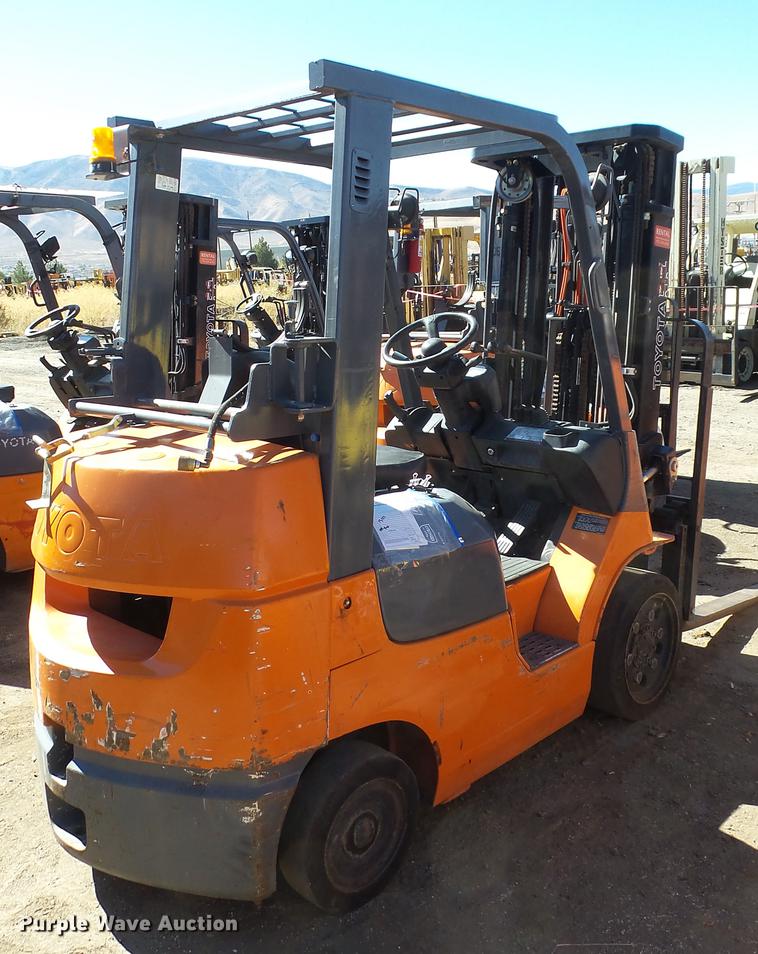 image for item FQ9316 Toyota 7FGCU25 forklift