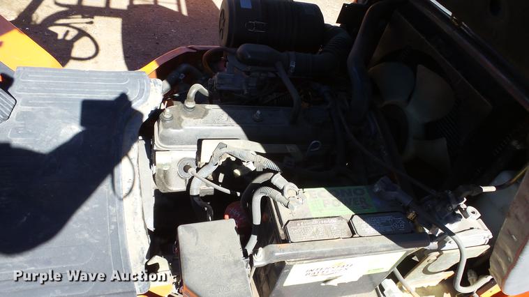 image for item FQ9316 Toyota 7FGCU25 forklift