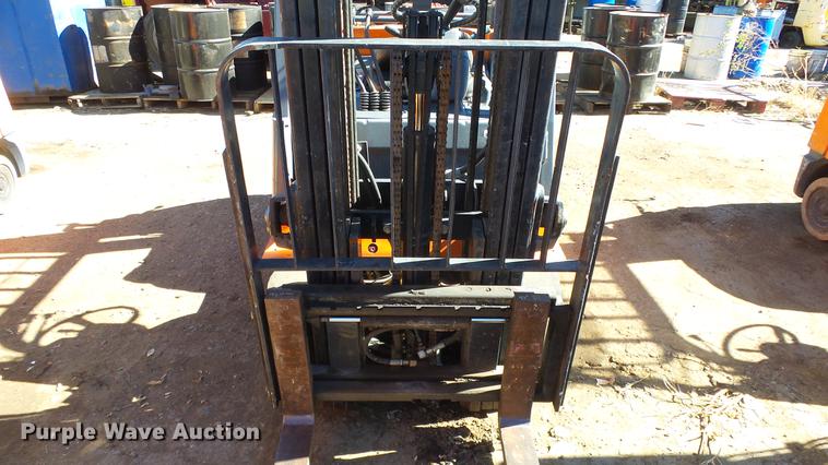 image for item FQ9316 Toyota 7FGCU25 forklift