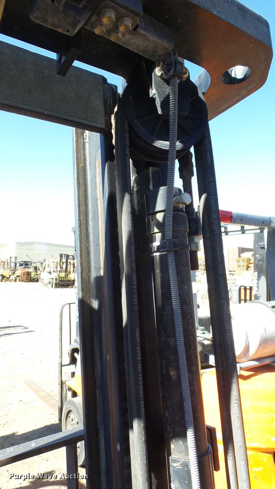 image for item FQ9316 Toyota 7FGCU25 forklift