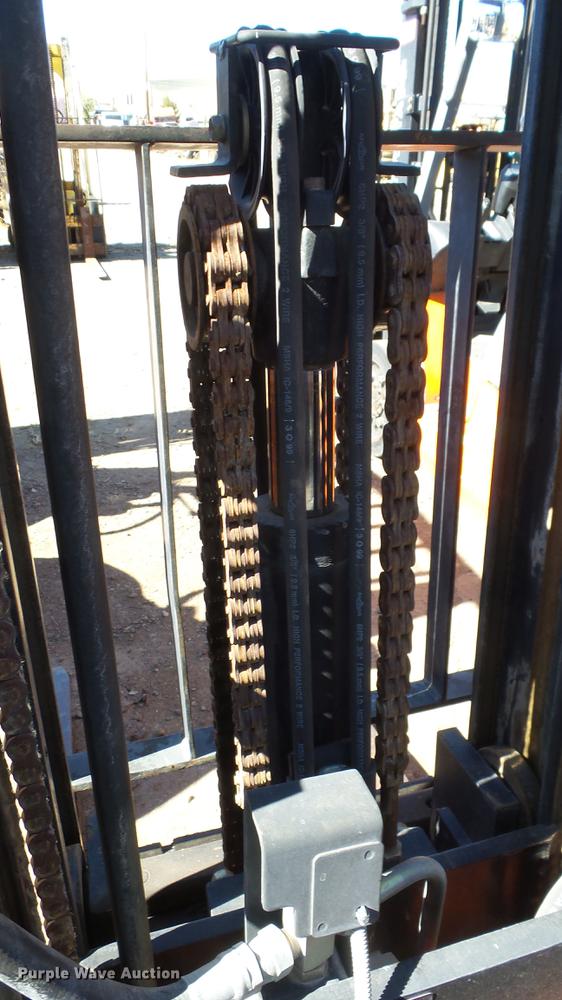 image for item FQ9316 Toyota 7FGCU25 forklift