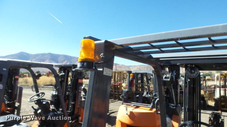 image for item FQ9316 Toyota 7FGCU25 forklift