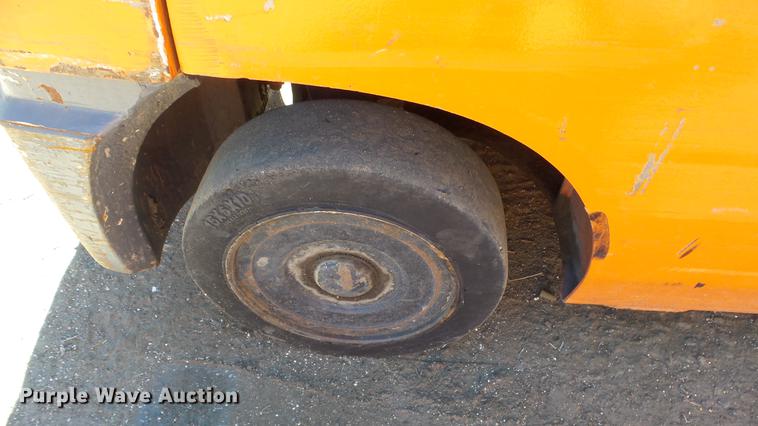 image for item FQ9316 Toyota 7FGCU25 forklift