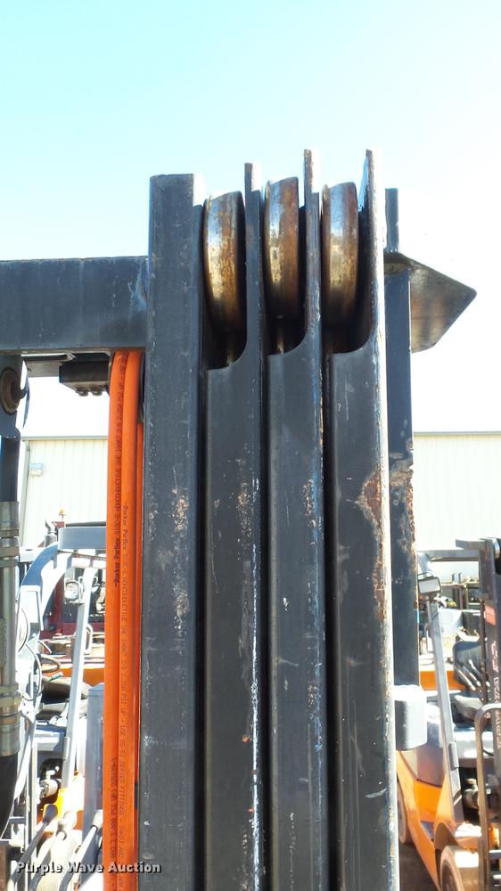 image for item FQ9317 Toyota forklift