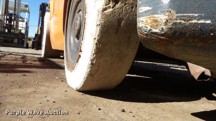 image for item FQ9317 Toyota forklift