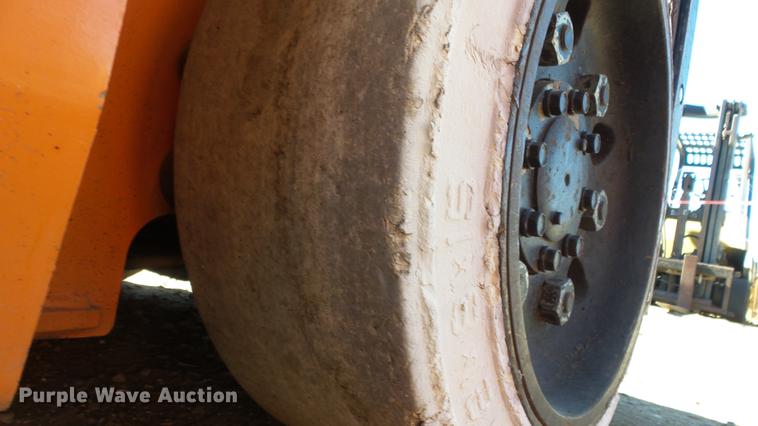 image for item FQ9317 Toyota forklift