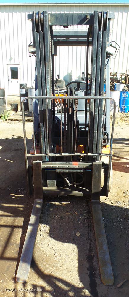 image for item FQ9318 Toyota 7FGCU25 forklift
