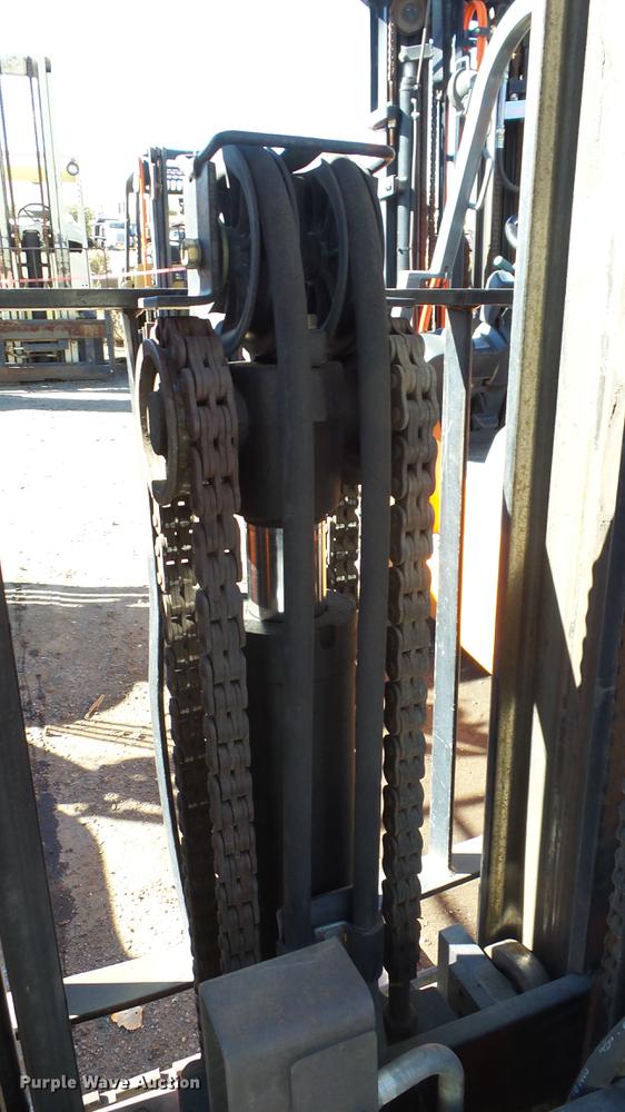 image for item FQ9318 Toyota 7FGCU25 forklift